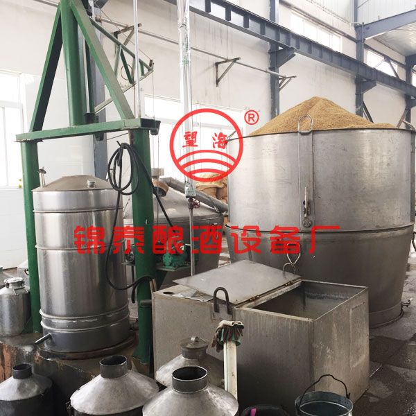 泰安錦泰釀酒設備為您介紹白酒釀酒設備的釀制流程有哪些